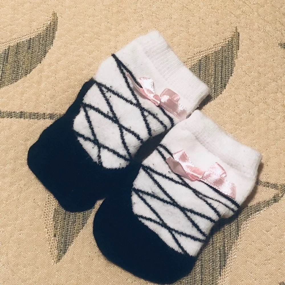 Pediped Baby Girl Shoes Black Velvet and socks